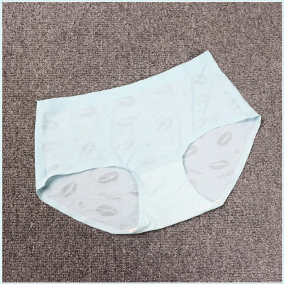 Combo 5 quần lót thun lạnh in hình môi, vải thông thoáng co dãn