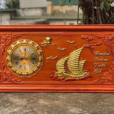 Tranh đồng hồ treo tường thuận buồm xuôi gió bằng gỗ hương kt 48×108×4cn