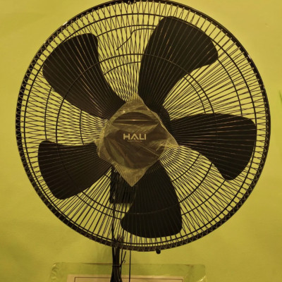 Quạt treo công nghiệp Hali TC-197D công suất 80W, cánh quạt 45cm, 3 tốc độ gió, động cơ êm ái - Hàng chính hãng