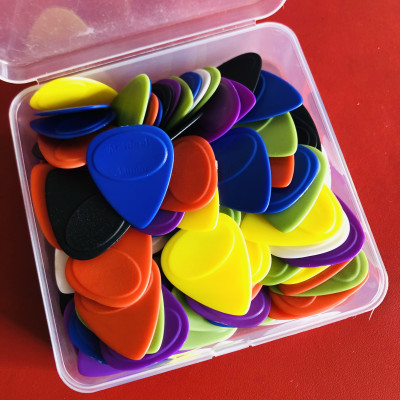 Phím đàn guitar size 1mm 1 cái guitar pick màu ngẫu nhiên mẫu giọt nước dễ cầm Duy Guitar Store