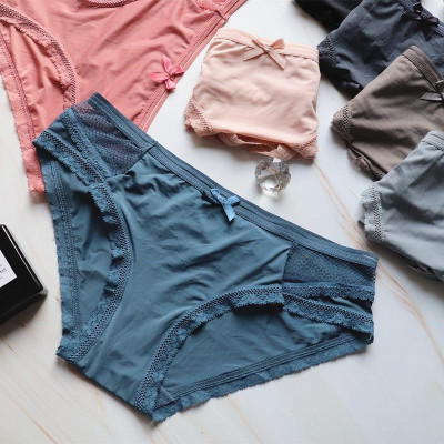 Quần Lót Băng Lụa Phối Ren Siêu Mềm Mát Lạnh Cạp Thấp Phong Cách Châu Âu WL84