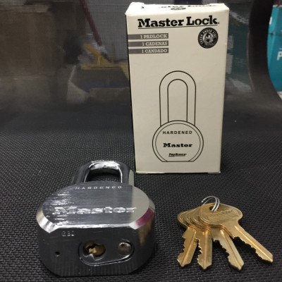 Ổ khóa thép chống cắt Master Lock 6230 LH 4KEY càng dài - Dòng ProSeries