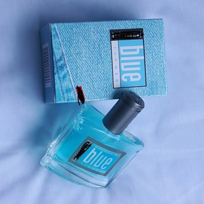 Sản phẩm dụng cụ trang điểm làm đẹp -Nước hoa cho nam và nữ chai 60ml chiết xuất từ hoa oải hương ,xô thơm và quýt tạo nên một hương thơm hấp dẫn