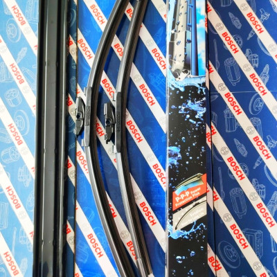 BỘ GẠT MƯA BOSCH AEROTWIN EURO SET PORSCHE MACAN - 20X24 (7296)