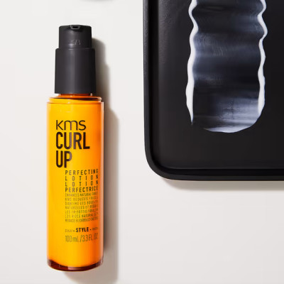 Sữa Dưỡng Tóc Giúp Định Hình Lọn Xoăn Goldwell KMS Curlup Kiểm Soát Xơ Rối, Chống Ẩm Đến 72h - 100ml