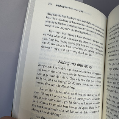 CHỮA LÀNH ĐỨA TRẺ TỔN THƯƠNG BÊN TRONG - Robert Jackman - Trần Tuyết dịch – First News – Nxb Dân Trí