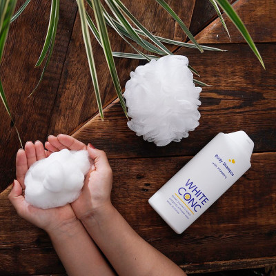 Set Sữa Tắm Dưỡng Trắng Da Và Kem CC Dưỡng Trắng Da Toàn Thân White Conc (Set 360 mL & 200 G)