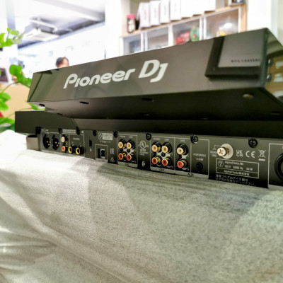 Máy All In One System XDJ–RX3 Pioneer DJ - Hàng Chính Hãng