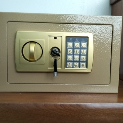 Két sắt điện tử chống cháy, két sắt mini khóa điện tử ( 20E ), Két 20E hàng cao cấp