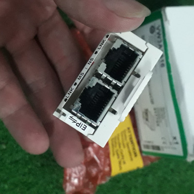 VW3A3616 - Module truyền thông Ethernet TCP/IP Schneider