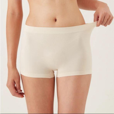 Quần lót mặc váy đan đúc 3 chiều Hàng chính hãng Tuché của Nhật (TV266EC)