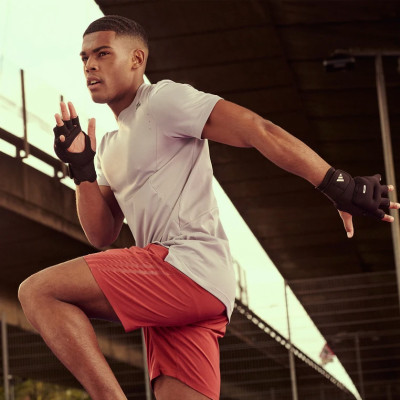 Găng Tay Tạ Weighted Gloves ADIDAS ADWT-10702 Trọng lượng 0,5kg (1 Cặp)