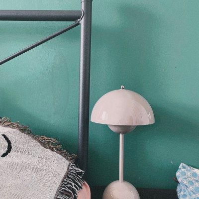 Đèn bàn trang trí đèn đọc sách đèn ngủ kim loại mạ sơn chống rỉ hiện đại màu xám size nhỏ DBK005X