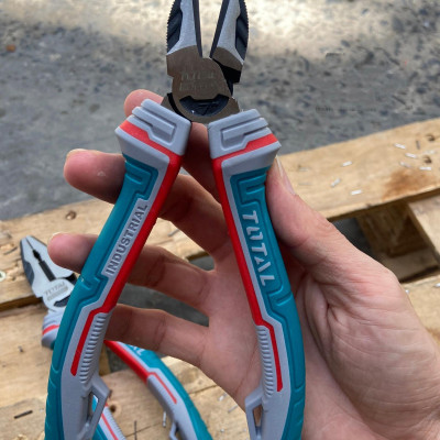 BỘ 3 CÂY KÌM ĐIỆN CAO CẤP TOTAL THT2K0301S - HÀNG CHÍNH HÃNG