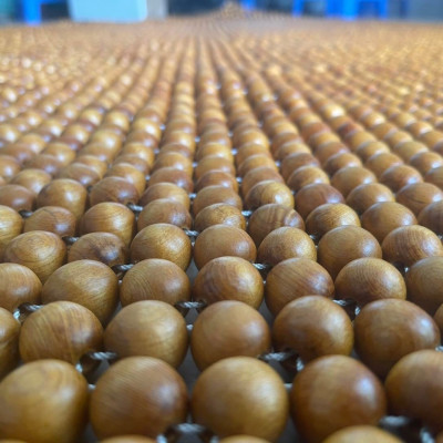 Đệm Lót Ghế Văn Phòng , Ghế Làm Việc Hạt Gỗ Pơ Mu ( hình thật )