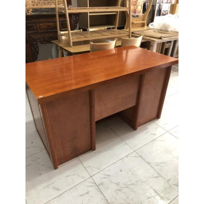 Bàn Làm Việc Gỗ Thông Loại AA Không Mắt Gỗ ( 70 x 1m4 )