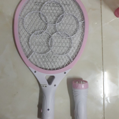 Vợt muỗi Đèn Pin Nakagami Eco thế hệ mới công nghệ Nhật Bản - Màu ngẫu nhiên