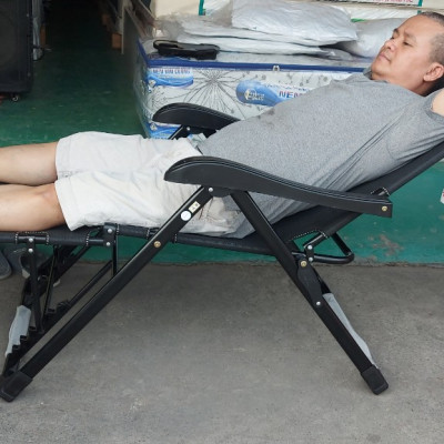 Giường xếp ghế đa năng Tundo có kệ điện thoại và ly nước siêu bền