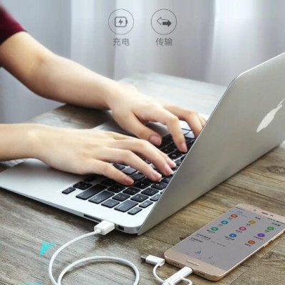 Ugreen UG40767US185TK 1m màu Bạc Cáp dữ liệu USB 3trong1 micro + lightning + mini USB + truyền dữ liệu từ máy tính ra điện thoại - HÀNG CHÍNH HÃNG