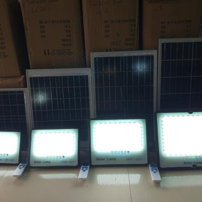 Đèn Năng Lượng Mặt Trời Solar Lamp 300W- Đèn Chống Lóa 300W | Sản phẩm sử dụng 100% năng lượng mặt trời, có điều khiển