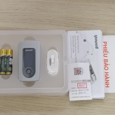 Máy đo nồng độ 0xy trong máu điện tử Yuwell YX301 - nhập khẩu chính hãng, bảo hành 24 tháng