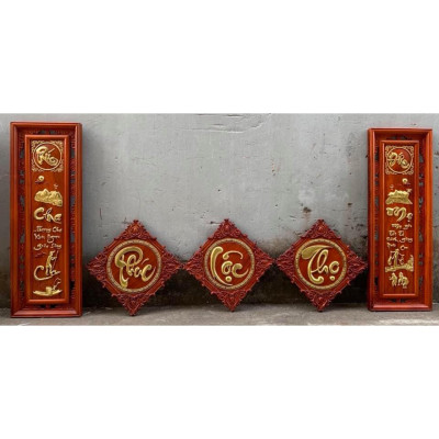 Bộ tranh câu đối cha me và tranh 3 tấm phúc lộc thọ bằng gỗ hương đỏ 