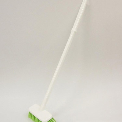 Bàn chải vệ sinh nhà tắm cán dài nội địa Nhật Bản