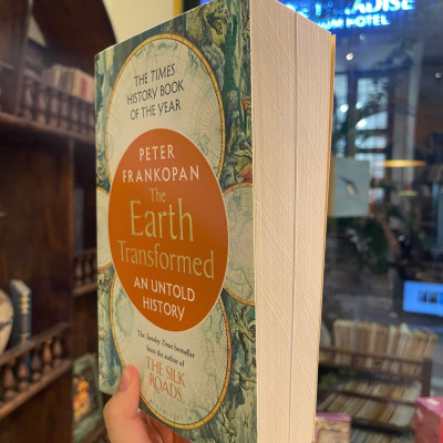 Sách - The Earth Transformed: An Untold History by Peter Frankopan - History/Nonfiction English book