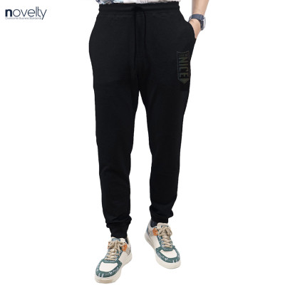 Quần jogger nam Novelty Regular fit họa tiết in phản quang đen NQGMMDMT3R230834Q