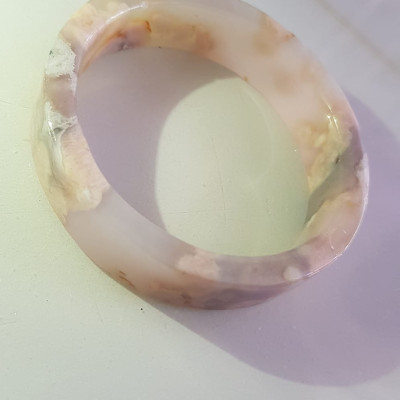 Vòng tay Nữ Mã Não Bản Vuông bông rau câu Ni 50mm x cao 13mm x dầy 5mm Nữ 45kg - 50kg đeo đẹp xinh tay lắm ạ