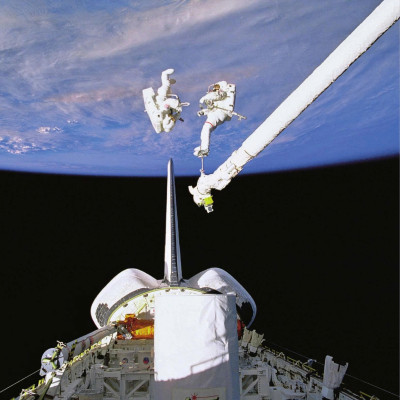 Sách - Thiên Văn Học Trực Quan