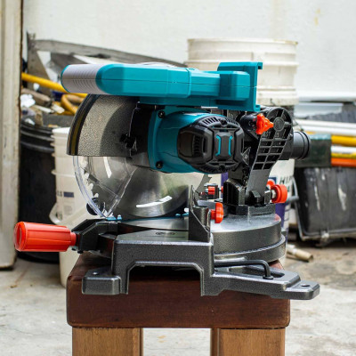 MÁY CẮT NHÔM DÙNG PIN 20V (KHÔNG GỒM THEO PIN VÀ SẠC) TOTAL TMS2001 - HÀNG CHÍNH HÃNG