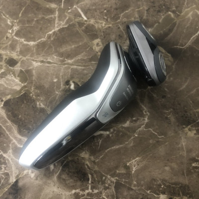 Máy cạo râu khô và ướt cao cấp Philips Norelco S5940/88- Nhập khẩu chính hãng 