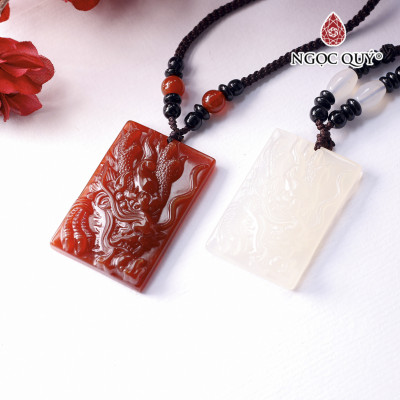 Mặt dây chuyền khắc hình rồng đá mã não 53x35x8mm - Ngọc Quý Gemstones