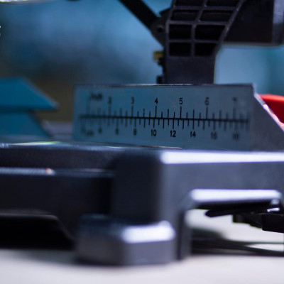 MÁY CẮT NHÔM DÙNG PIN 20V (KHÔNG GỒM THEO PIN VÀ SẠC) TOTAL TMS2001 - HÀNG CHÍNH HÃNG