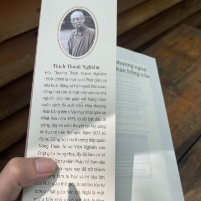 PHƯƠNG NGOẠI KHÁN HỒNG TRẦN -Các vấn đề xã hội qua lăng kính Phật giáo -Thích Thánh Nghiêm –Thái Hà -NXB Lao Động