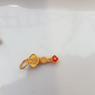 Phụ Kiện Charm Vòng Tay Nữ đẹp Hình Gậy Như Ý màu vàng phối vòng tay Nữ phối với vòng đeo tay của mình xinh xinh ạ