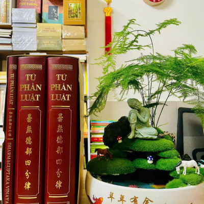 Sách - Tứ Phần Luật ( Bộ 3 cuốn)