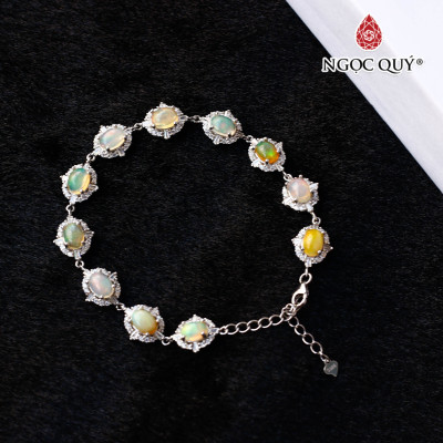 Vòng lắc bạc đính đá opal thiên nhiên - Ngọc Quý Gemstones