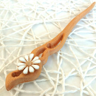 TRÂM CÀI TÓC GỖ ĐÍNH HOA 7