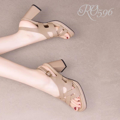 Giày cao gót nữ đẹp đế vuông 6 phân hàng hiệu rosata màu nâu hở mũi ro596