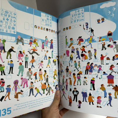 (Bìa cứng in màu toàn bộ) AI AI CŨNG TÍNH - Giải thưởng Văn học Thiếu nhi và Thanh thiếu niên Bắc Âu 2019 - Kristin Roskifte - Hoàng My dịch - Nhã Nam - NXB Thế giới