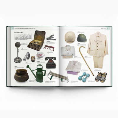 Hồ Chí Minh - Tiểu Sử Bằng Hình (Gần 700 Tranh Ảnh Và Bản Đồ)