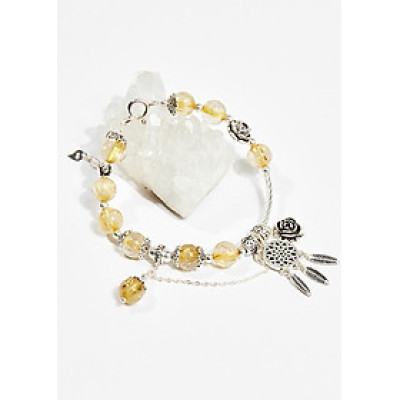 Vòng tay phong thủy nữ đá thạch anh tóc vàng charm hoa hồng 8mm mệnh thủy , kim - Ngọc Quý Gemstones