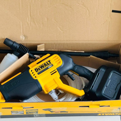 MÁY PHUN XỊT NƯỚC 20V DEWALT DCPW550B - HÀNG CHÍNH HÃNG