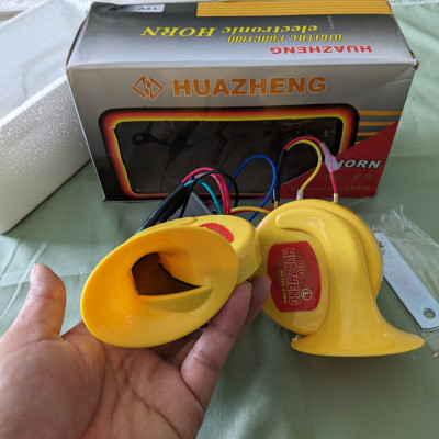 Còji Ngân ÔTÔ Xe Máy Kiểu Ốc Sên 8 Tiếng: Âm Thanh Sắc Nét, Độ Bền Vượt Trội Bản CAO CẤP, ĐÈN TRANG TRÍ