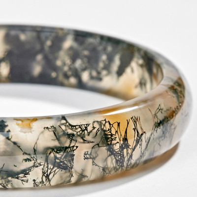 Vòng Băng Ngọc Thuỷ Tảo Huyết Ngọc Quý Gemstones