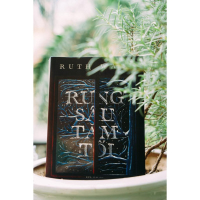 Rừng sâu tăm tối - Bản Quyền