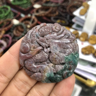 Mặt dây chuyền Rồng ngậm ngọc đá ngọc băng tảo - Đường kính 4,5cm