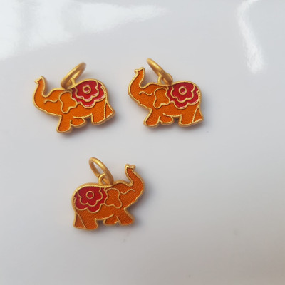 Phụ Kiện Charm Vòng Tay Nữ đẹp  Hình Voi màu vàng  Các chị phối với vòng đeo tay của mình xinh xinh ạ